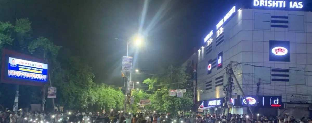 एमसीडी अधिकारी ने प्रदर्शनकारी छात्रों से धरना खत्म करने की अपील की